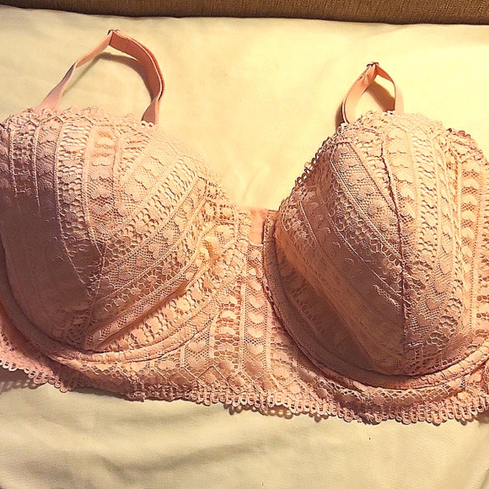 42 DD Adore Me Underwire Bra